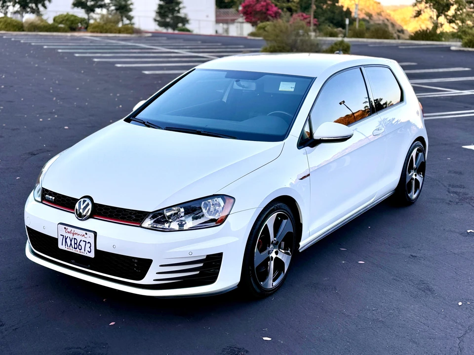 2015 Volkswagen GTI Mk7 - Image 19 of 31
