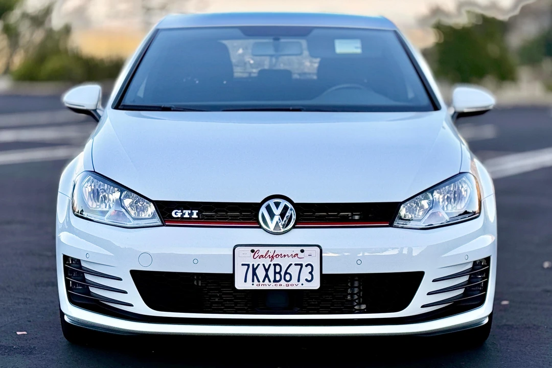 2015 Volkswagen GTI Mk7 - Image 2 of 31