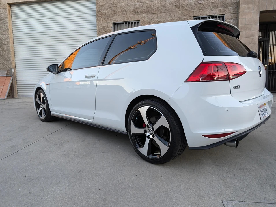 2015 Volkswagen GTI Mk7 - Image 24 of 31