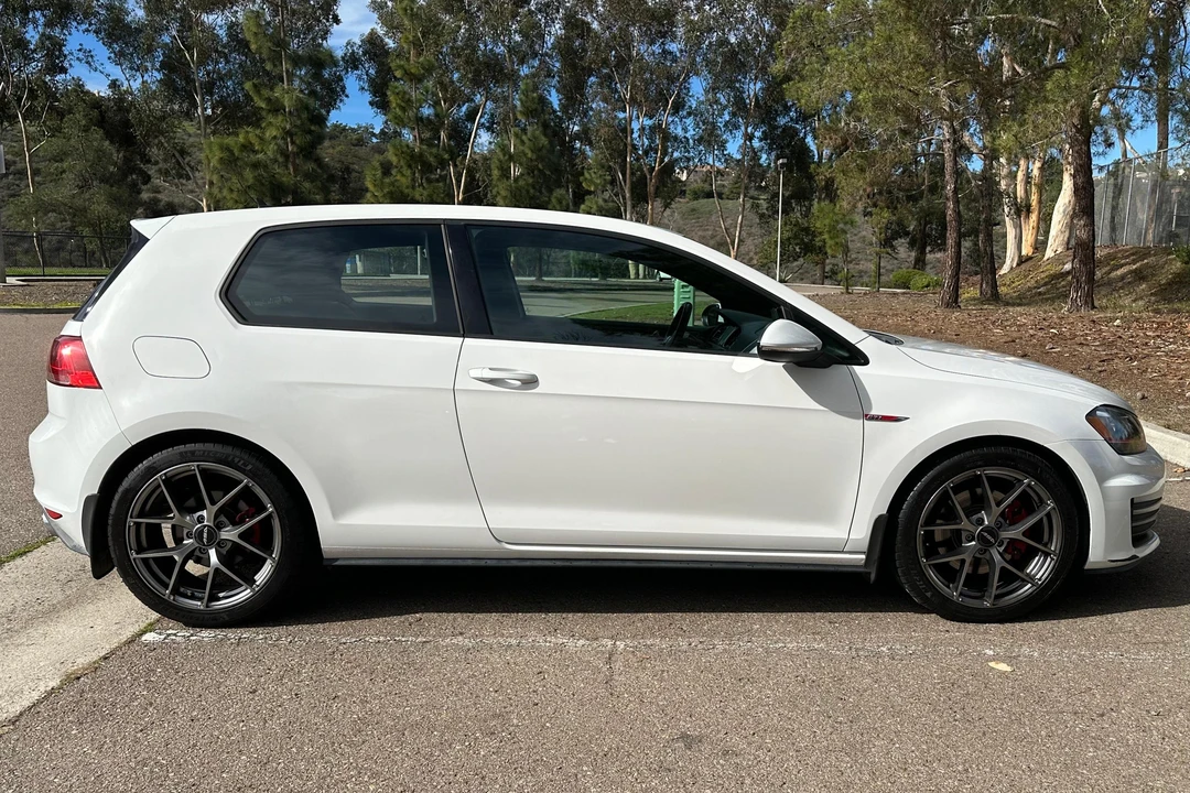 2015 Volkswagen GTI Mk7 - Image 3 of 31