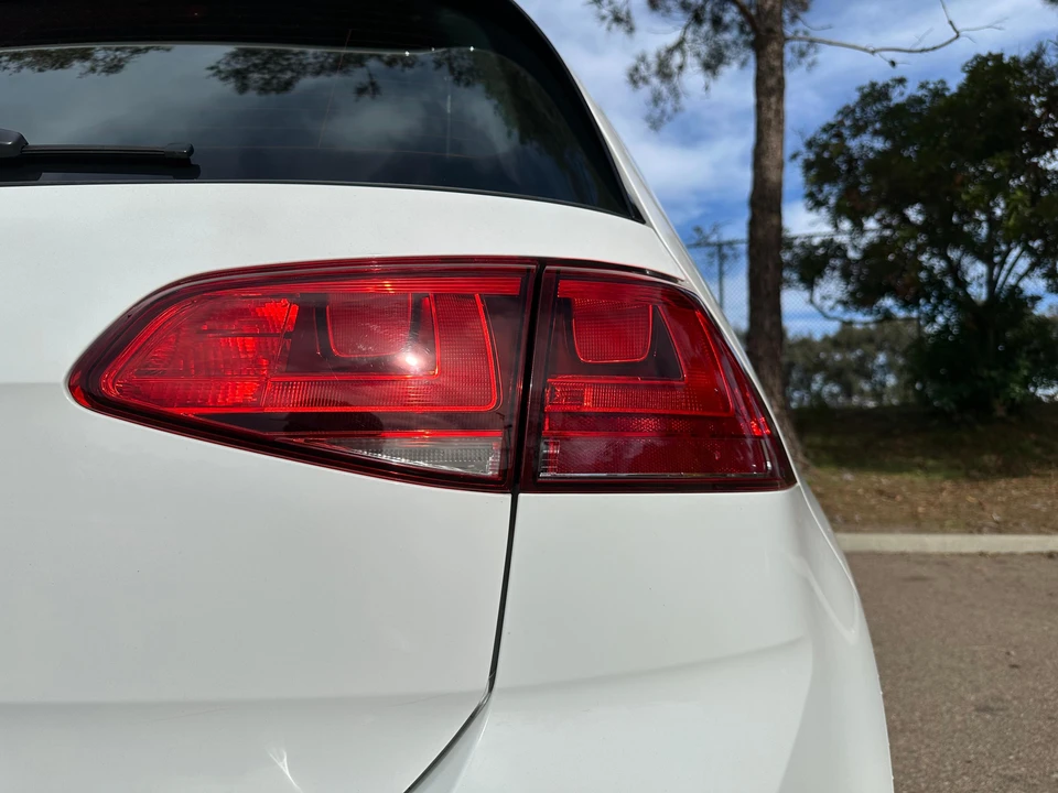 2015 Volkswagen GTI Mk7 - Image 25 of 31