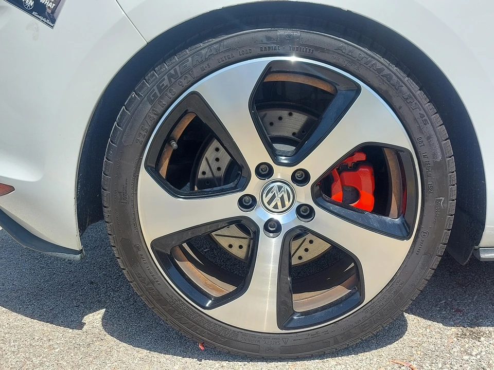 2015 Volkswagen GTI Mk7 - Image 27 of 31