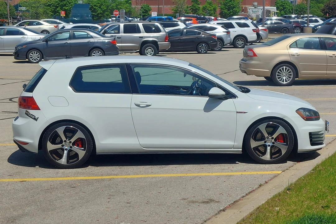 2015 Volkswagen GTI Mk7 - Image 4 of 31