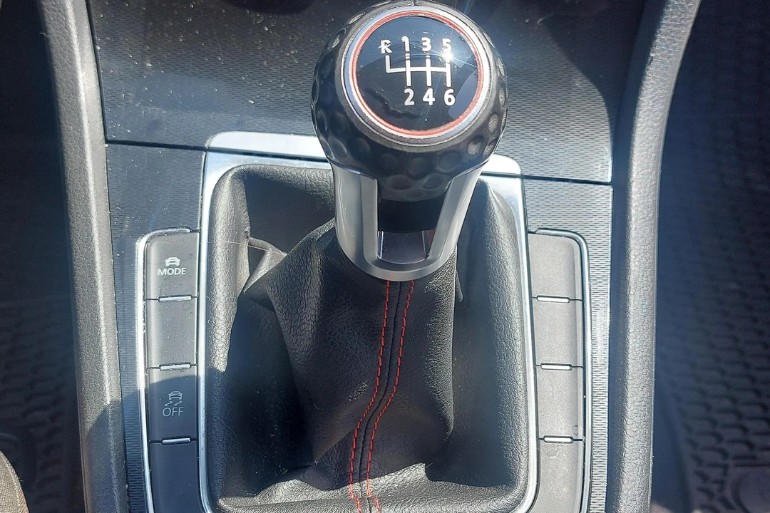 2015 Volkswagen GTI Mk7 - Image 31 of 31
