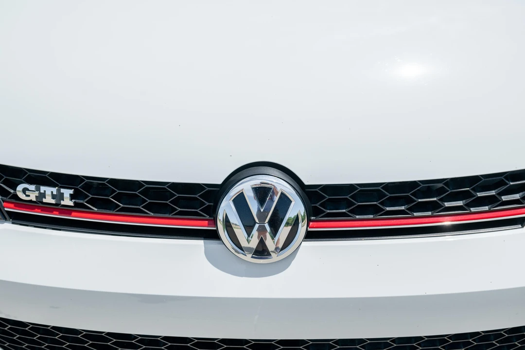 2015 Volkswagen GTI Mk7 - Image 10 of 31