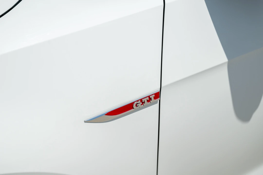 2015 Volkswagen GTI Mk7 - Image 12 of 31