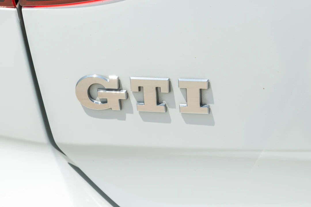2015 Volkswagen GTI Mk7 - Image 18 of 31