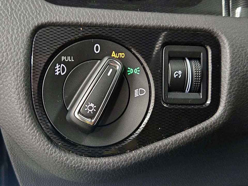 2015 Volkswagen GTI Mk7 - Image 14 of 27