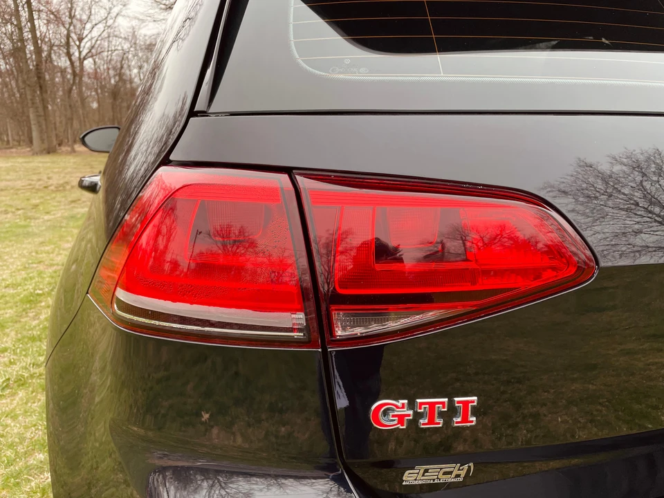 2015 Volkswagen GTI Mk7 - Image 28 of 31