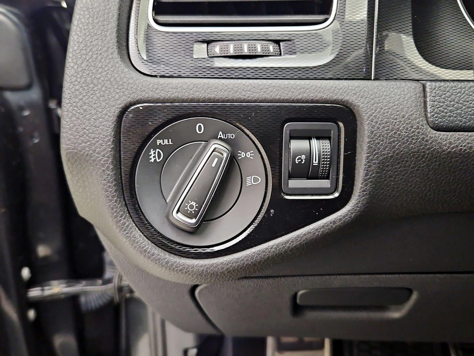 2015 Volkswagen GTI Mk7 - Image 14 of 25
