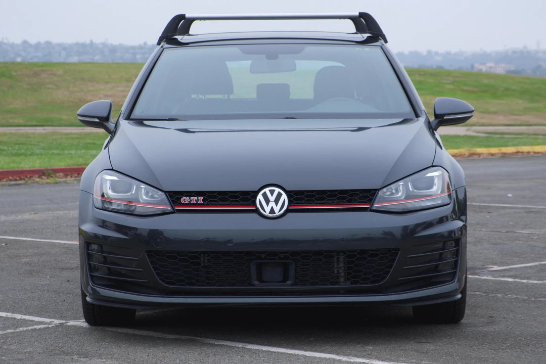 2015 Volkswagen GTI Mk7 - Image 2 of 31