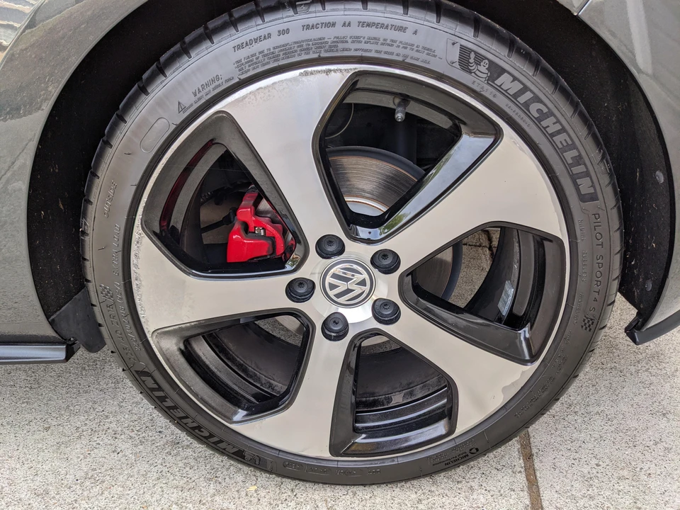 2015 Volkswagen GTI Mk7 - Image 27 of 31