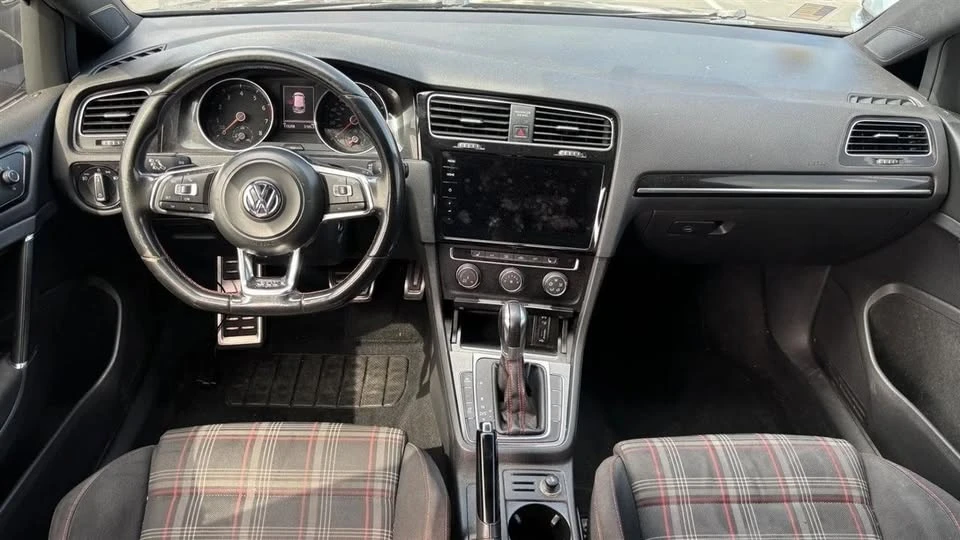 2015 Volkswagen GTI Mk7 - Image 17 of 20