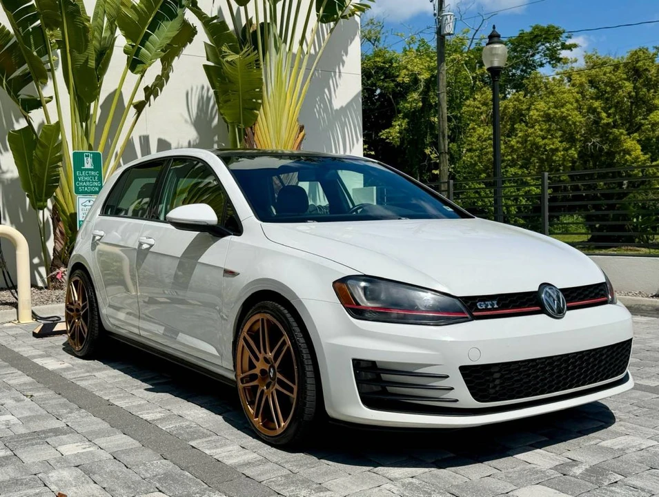 2015 Volkswagen GTI Mk7 - Image 2 of 20