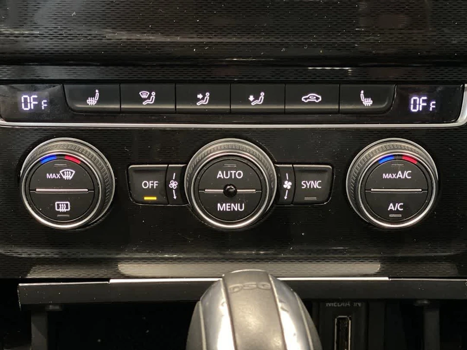 2015 Volkswagen GTI Mk7 - Image 21 of 27