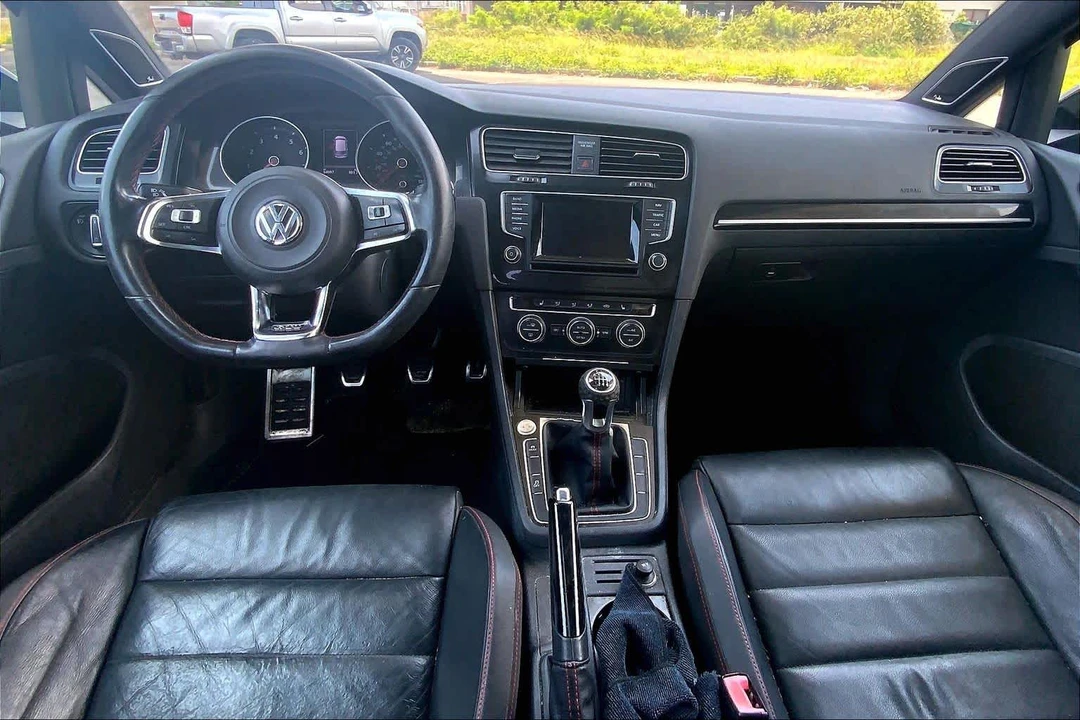 2015 Volkswagen GTI Mk7 - Image 10 of 31