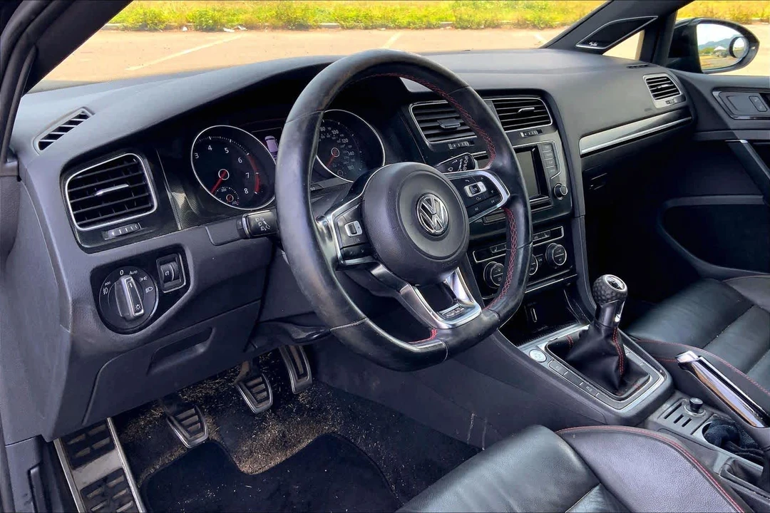 2015 Volkswagen GTI Mk7 - Image 2 of 31
