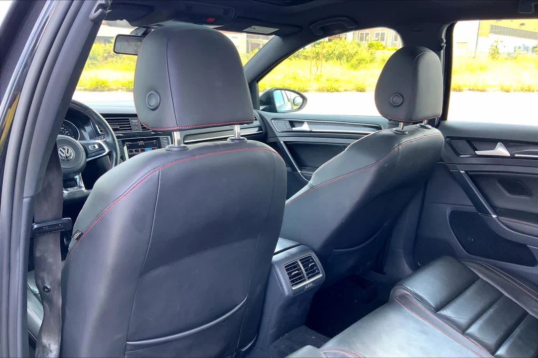 2015 Volkswagen GTI Mk7 - Image 12 of 31