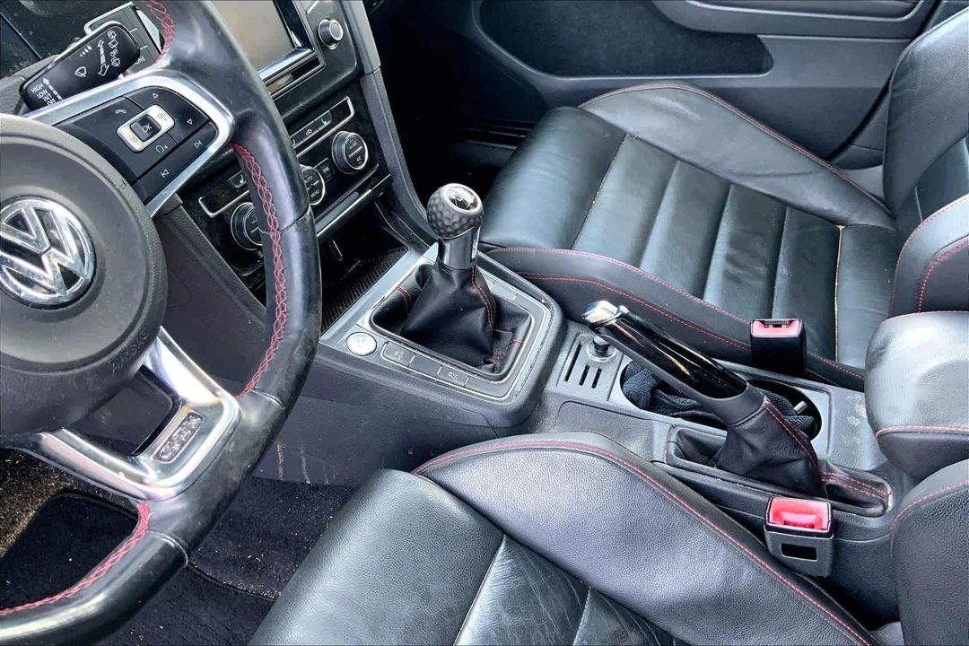 2015 Volkswagen GTI Mk7 - Image 16 of 31