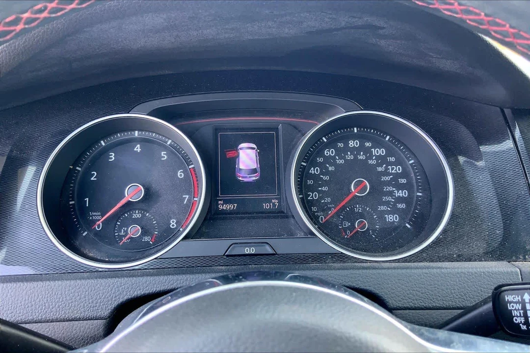 2015 Volkswagen GTI Mk7 - Image 17 of 31