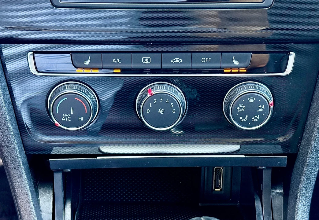 2015 Volkswagen GTI Mk7 - Image 19 of 31