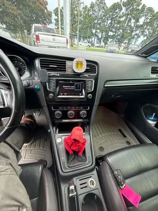 2015 Volkswagen GTI Mk7 - Image 6 of 12