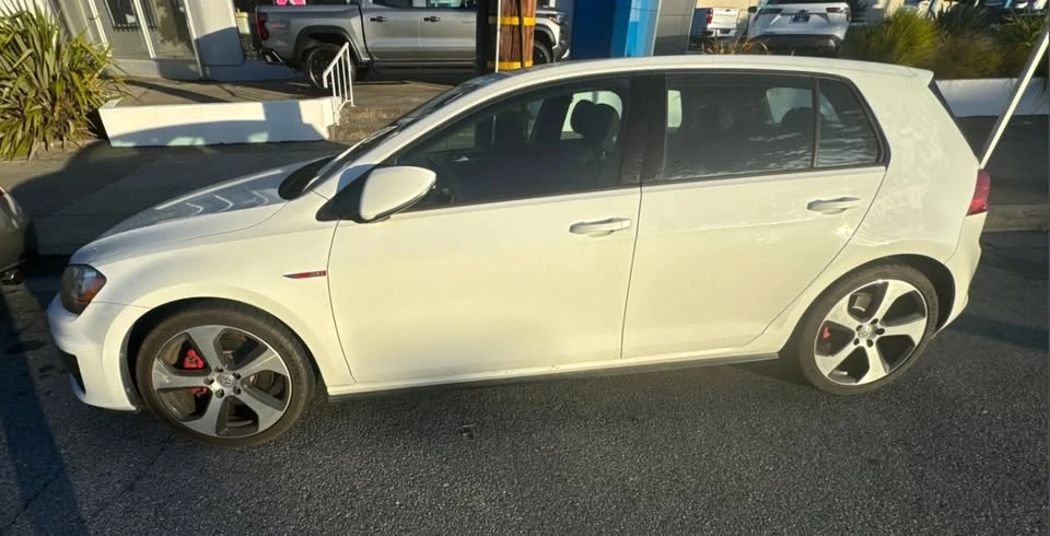 2015 Volkswagen GTI Mk7 - Image 2 of 3