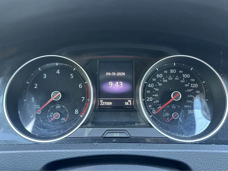 2015 Volkswagen GTI Mk7 - Image 8 of 9