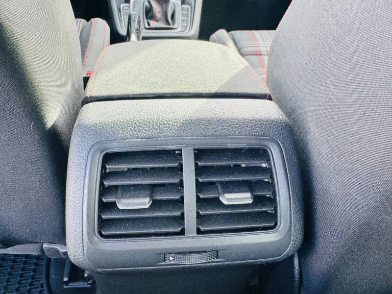 2015 Volkswagen GTI Mk7 - Image 25 of 27