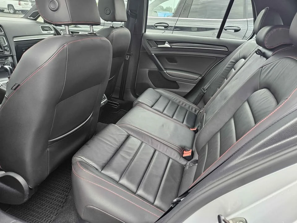 2015 Volkswagen GTI Mk7 - Image 10 of 11