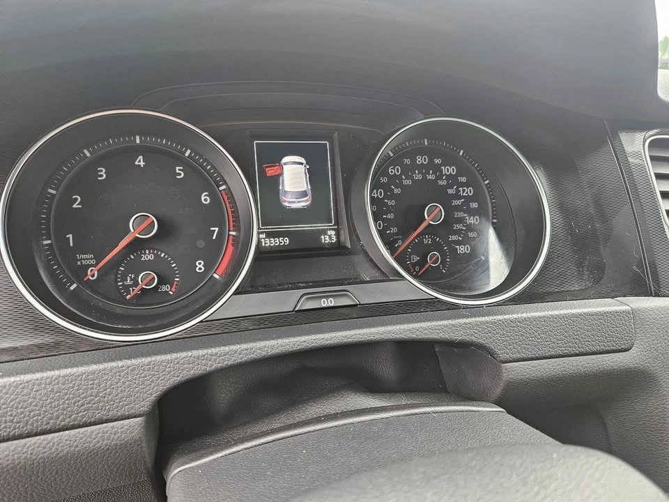 2015 Volkswagen GTI Mk7 - Image 5 of 11