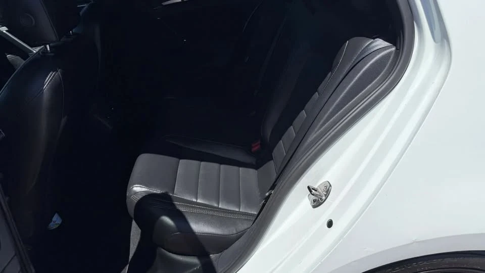 2015 Volkswagen GTI Mk7 - Image 12 of 19