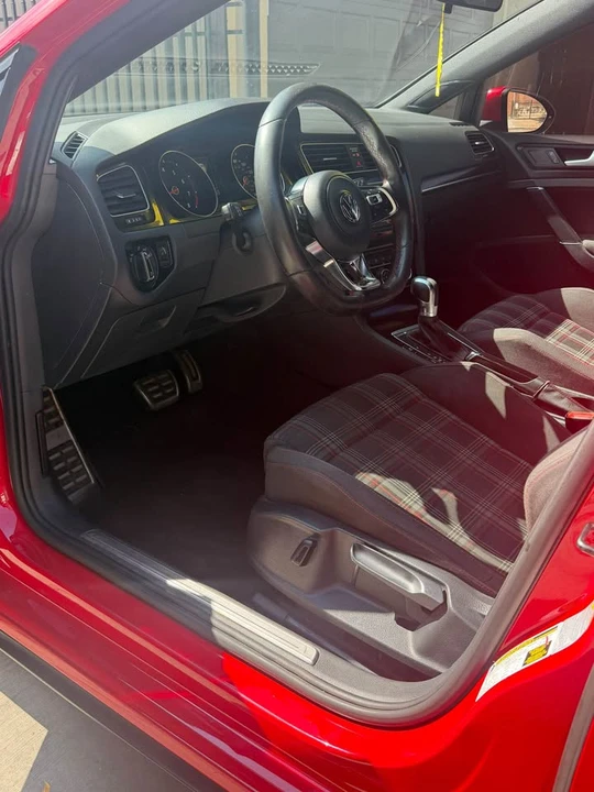 2015 Volkswagen GTI Mk7 - Image 8 of 13