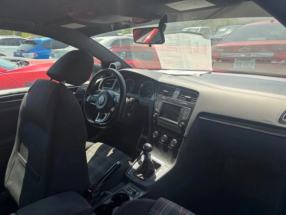 2015 Volkswagen GTI Mk7 - Image 4 of 5