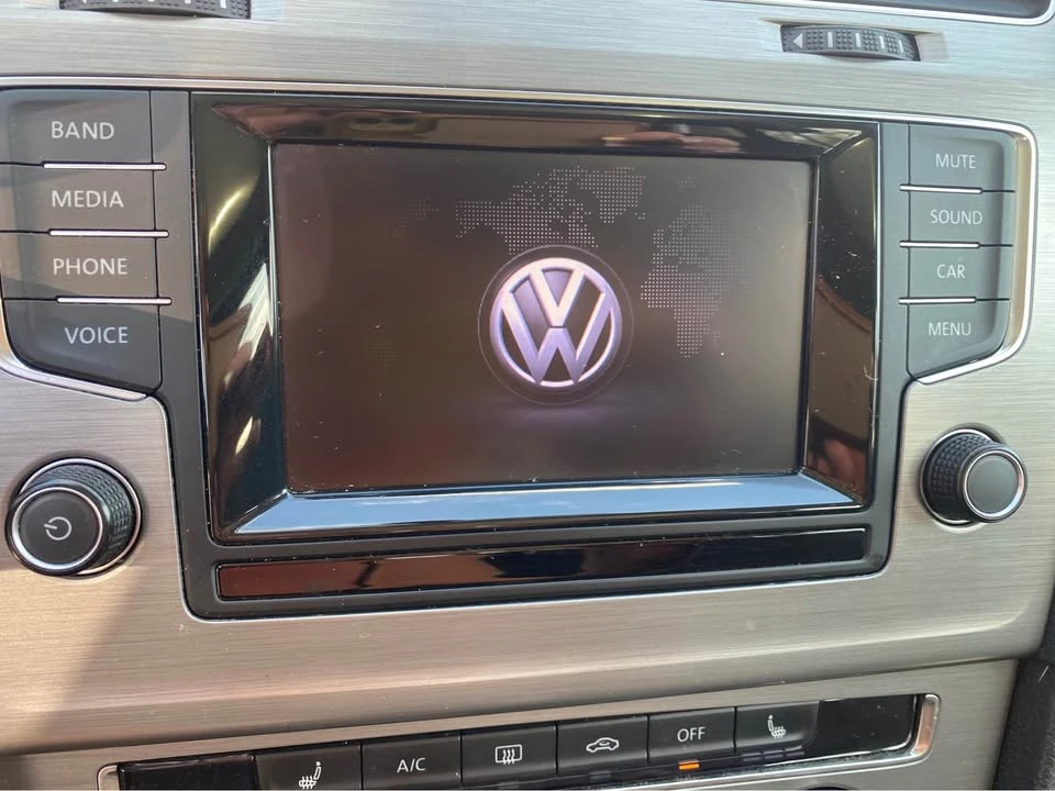 2015 Volkswagen GTI Mk7 - Image 8 of 9