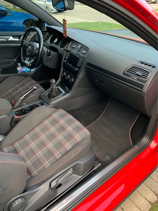 2015 Volkswagen GTI Mk7 - Image 5 of 5