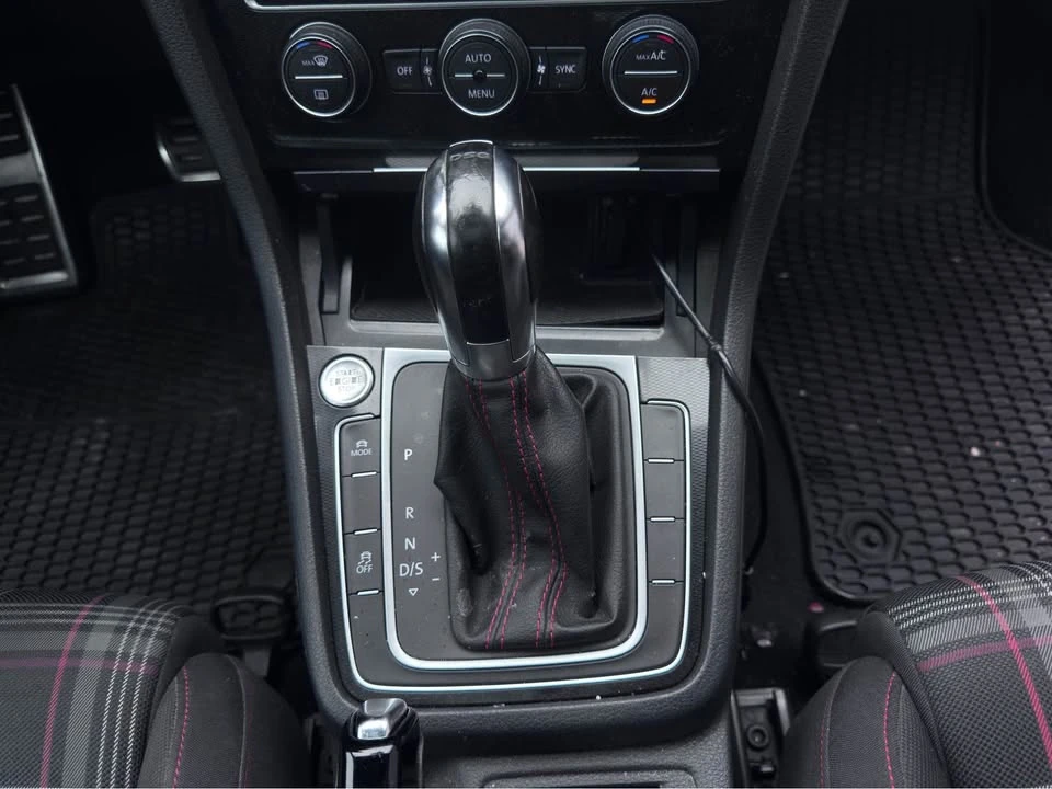 2015 Volkswagen GTI Mk7 - Image 19 of 20