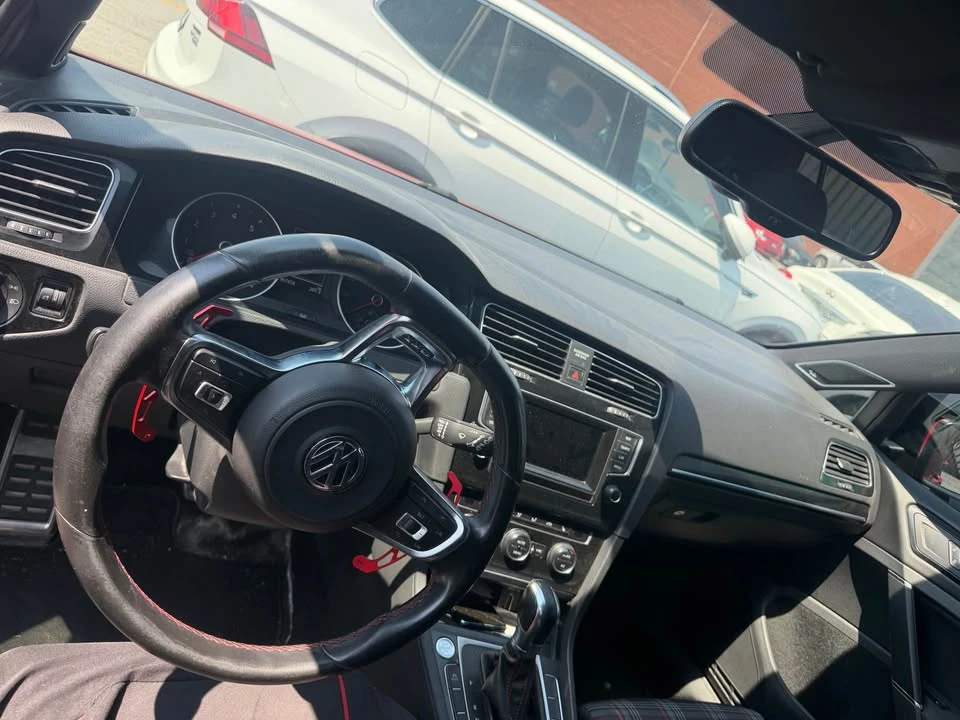 2015 Volkswagen GTI Mk7 - Image 6 of 6
