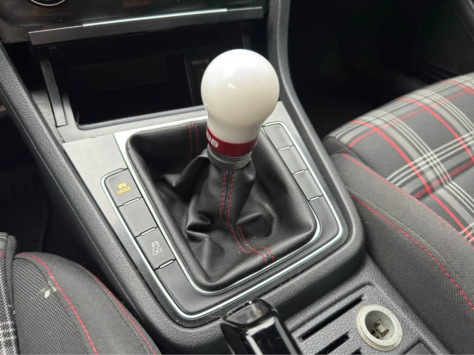 2015 Volkswagen GTI Mk7 - Image 13 of 15