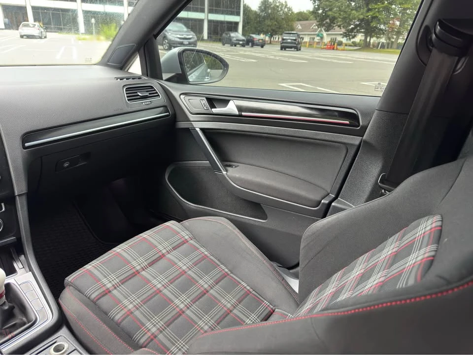 2015 Volkswagen GTI Mk7 - Image 12 of 15