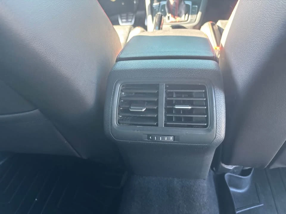 2015 Volkswagen GTI Mk7 - Image 16 of 18