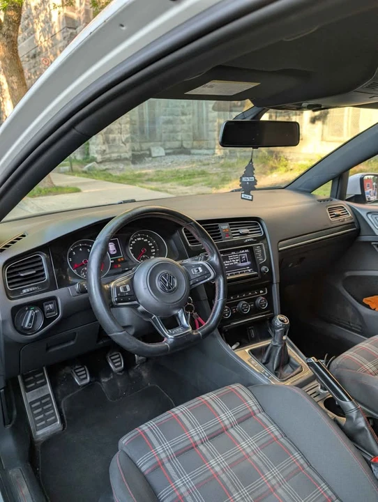 2015 Volkswagen GTI Mk7 - Image 7 of 7