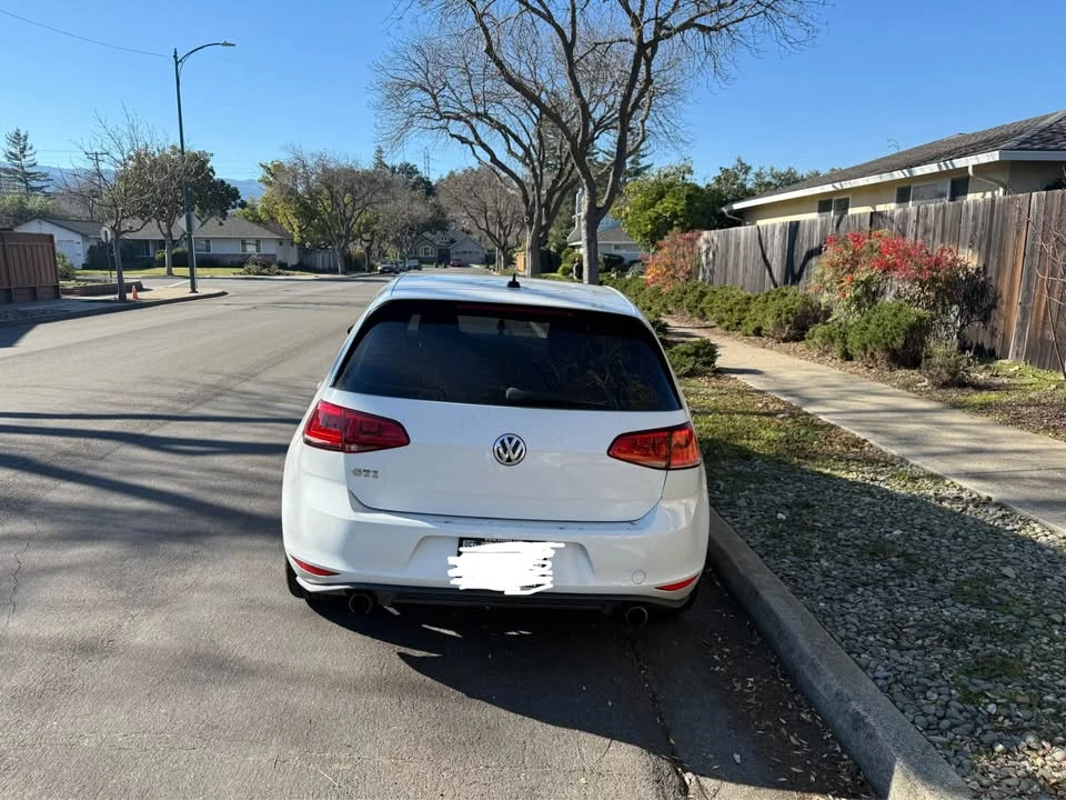 2015 Volkswagen GTI Mk7 - Image 4 of 4