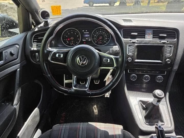 2015 Volkswagen GTI Mk7 - Image 10 of 14