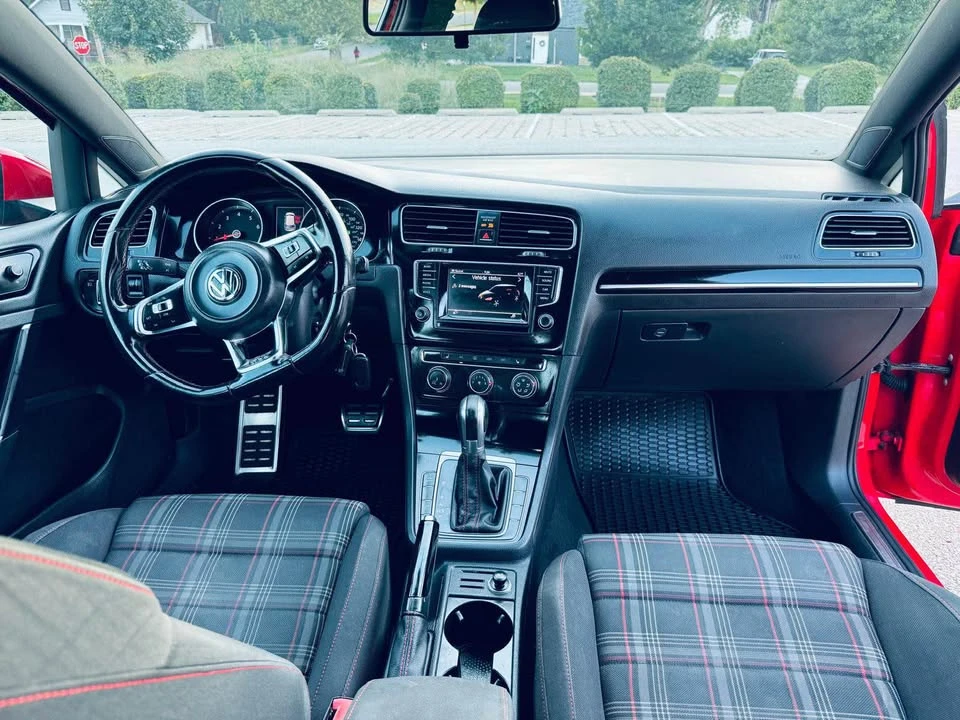 2015 Volkswagen GTI Mk7 - Image 9 of 18