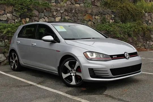 2015 Volkswagen Golf GTI S Hatchback Sedan 4D