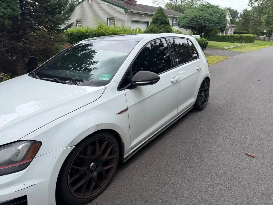 2015 Volkswagen GTI Mk7 - Image 3 of 4