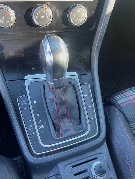 2015 Volkswagen GTI Mk7 - Image 14 of 17