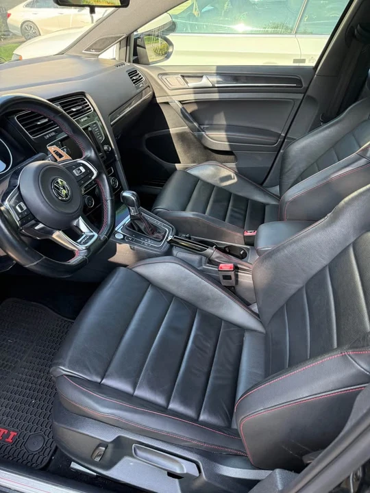2015 Volkswagen GTI Mk7 - Image 8 of 10