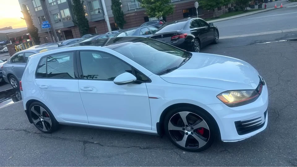 2015 Volkswagen GTI Mk7 - Image 3 of 15